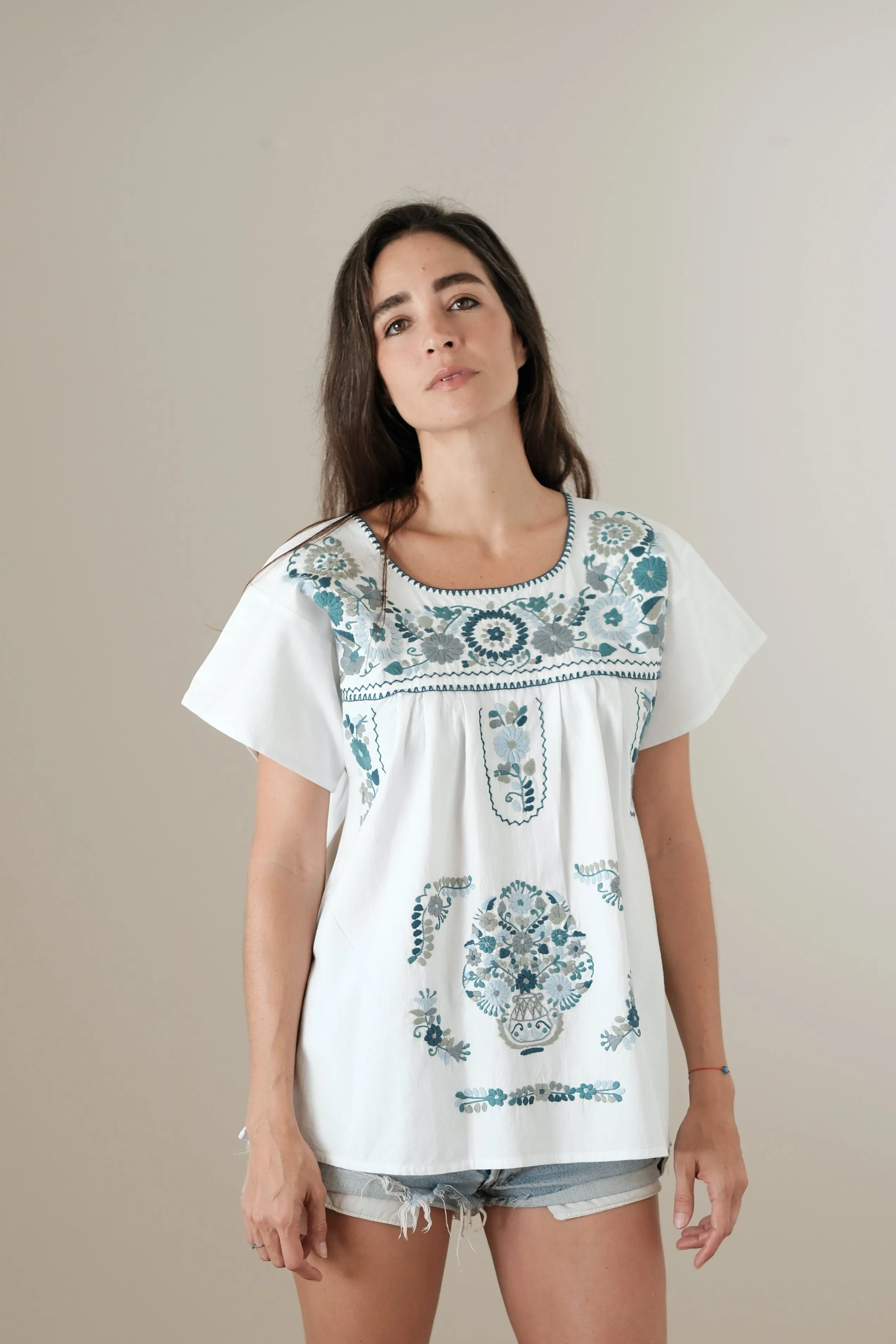 EMBROIDERED COTTON TOP "AQUA" IN WHITE