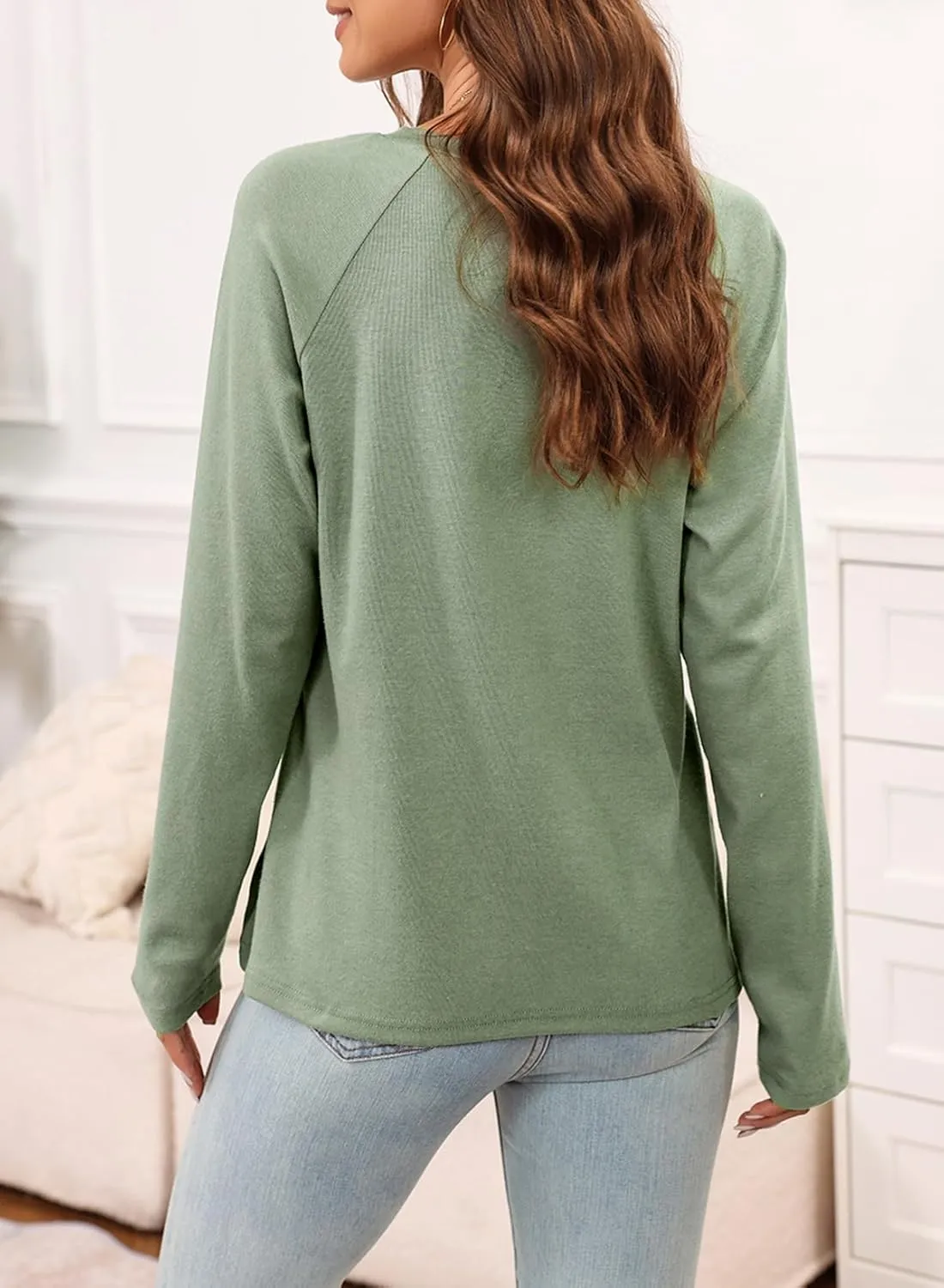 EVALESS Womens Casual Spring Summer Tops 2025 Trendy Crewneck Long Sleeve Shirts Basic T Shirts Loose Fit Pleated Tee Blouses