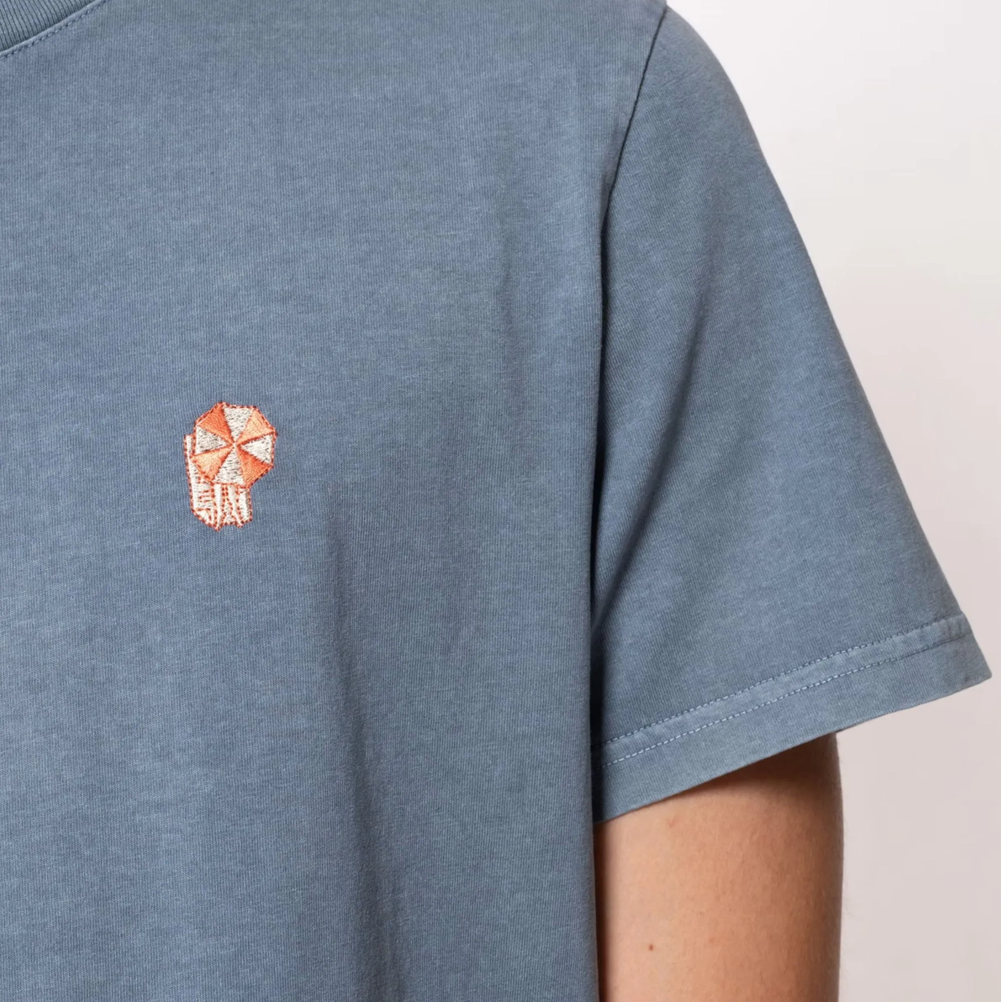 Roy Beach Tee (50s Blue)