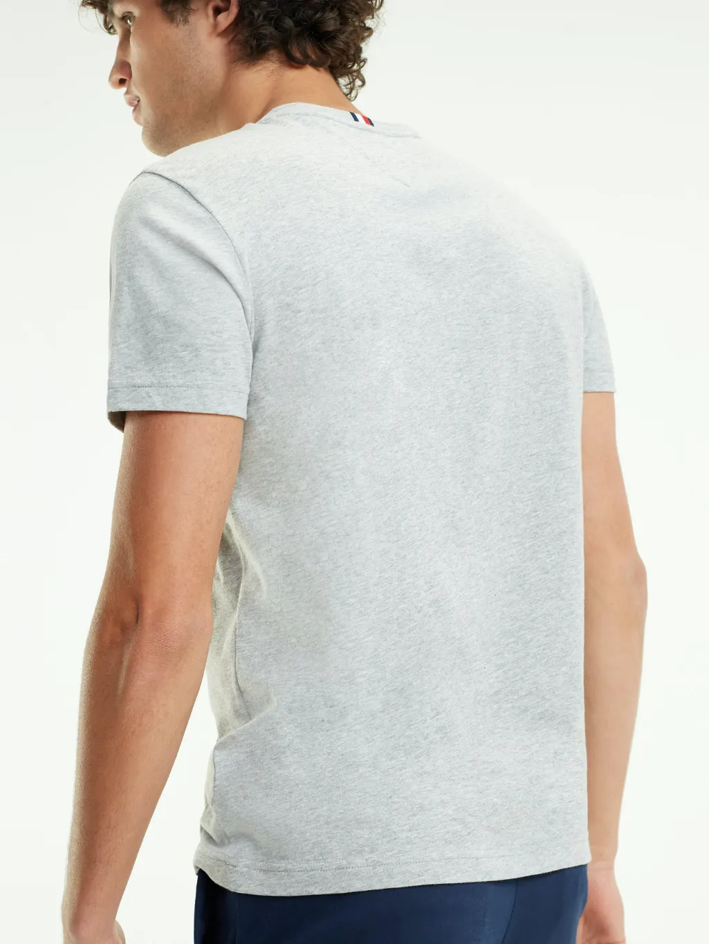 Signature Colour-Blocked Design T-Shirt