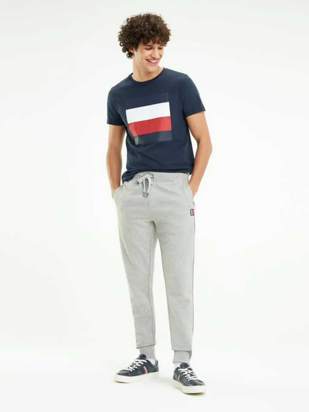 Signature Colour-Blocked Design T-Shirt