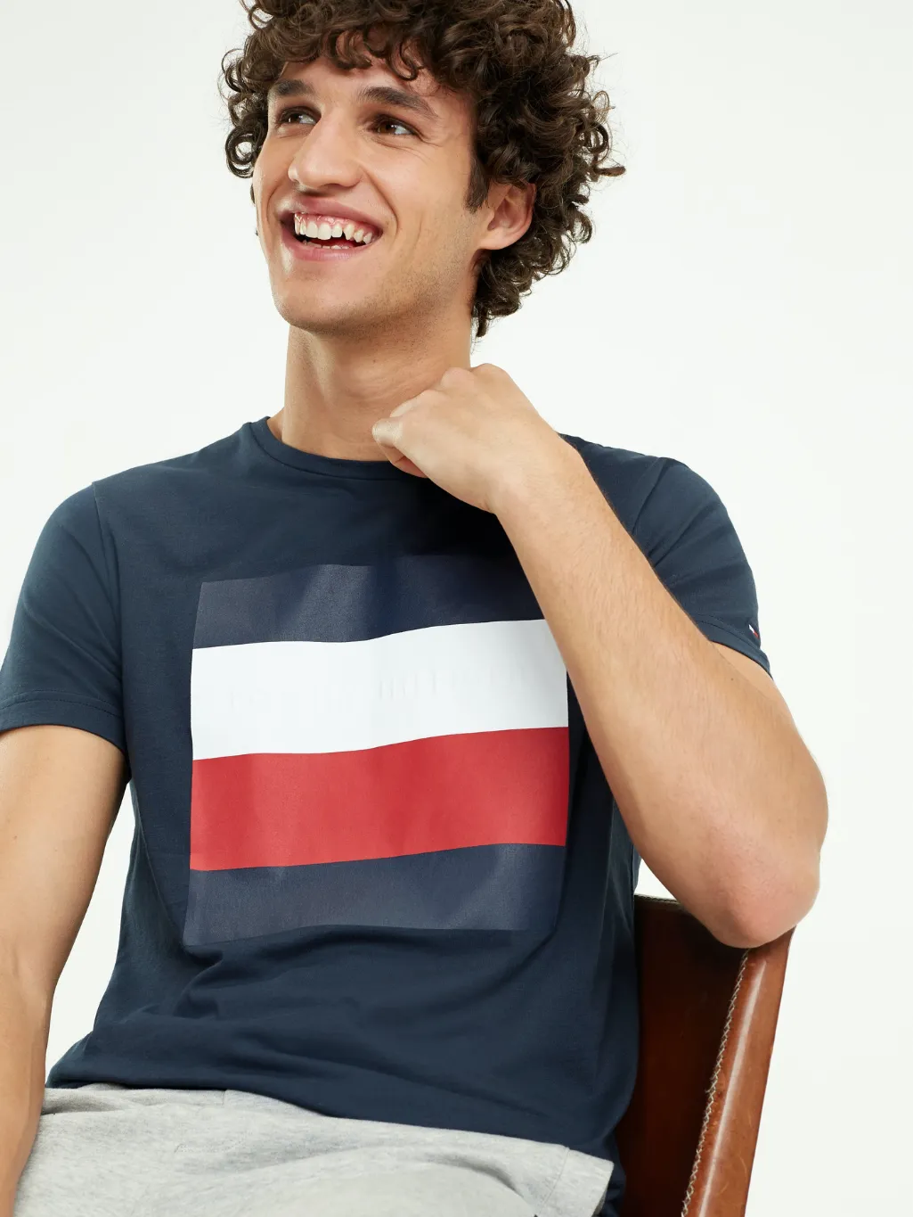 Signature Colour-Blocked Design T-Shirt