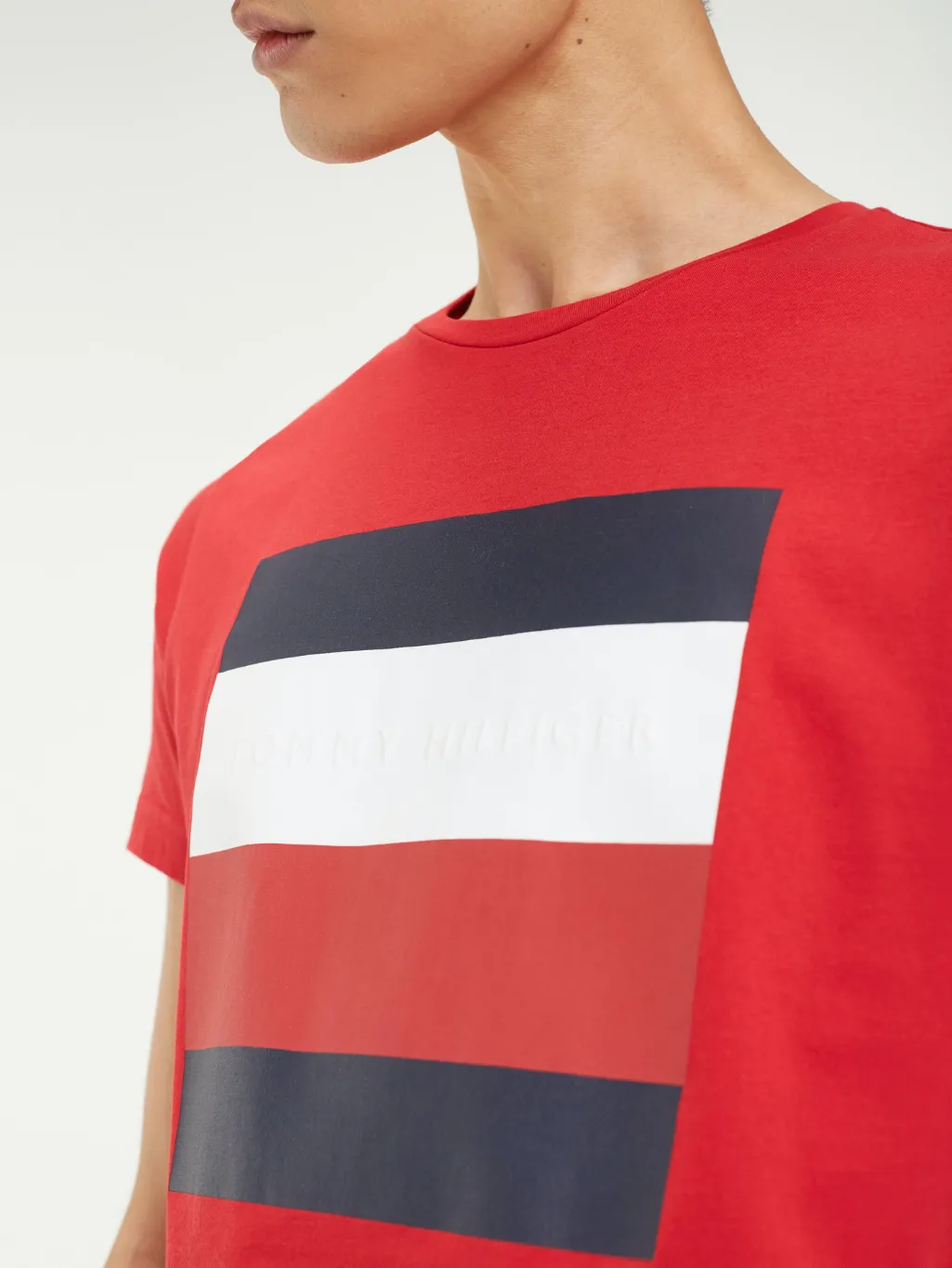 Signature Colour-Blocked Design T-Shirt